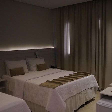 Pak Suites Hotel Луіс-Едуарду-Магальяйнс Екстер'єр фото