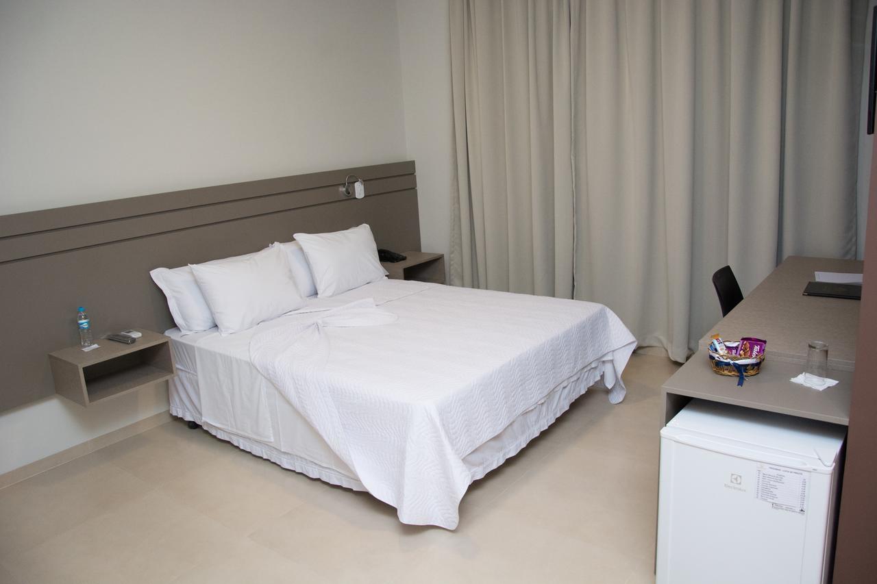 Pak Suites Hotel Луіс-Едуарду-Магальяйнс Екстер'єр фото